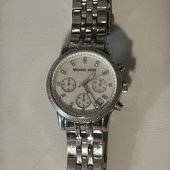 Michael Kors Ritz Silver-Tone MK5020 Wrist Watch for Women - Picture 2 of 2